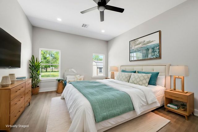 312 Morehead Street E, Franklin, TX 77856