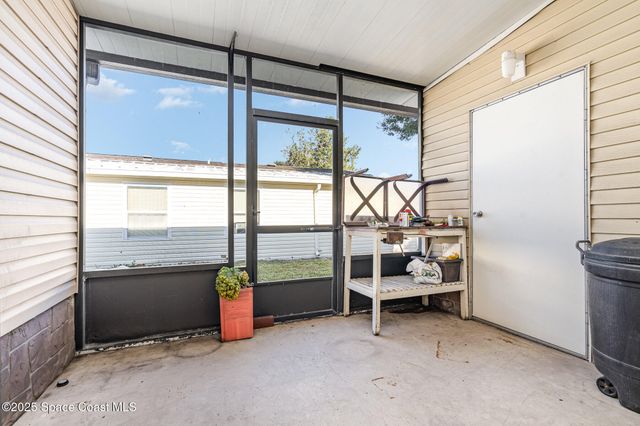 909 Dogwood Drive, Barefoot Bay, FL 32976