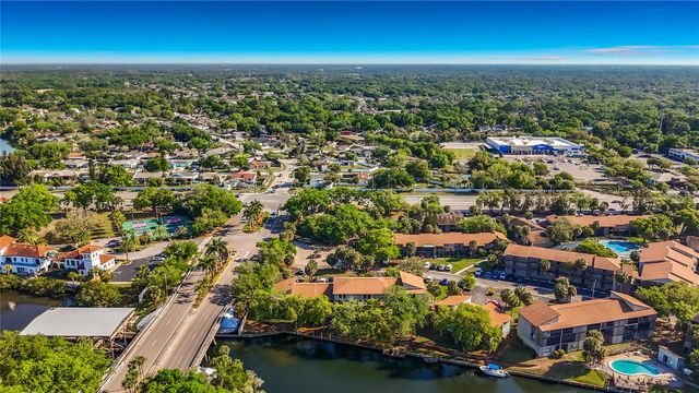 6301 NEWTOWN CIRCLE 1A2, Tampa, FL 33615