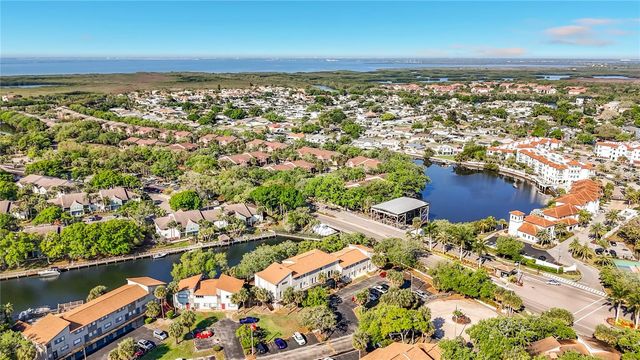 6301 NEWTOWN CIRCLE 1A2, Tampa, FL 33615