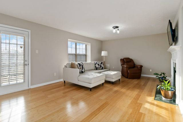 3748 Dunswood Place, Lexington, KY 40514