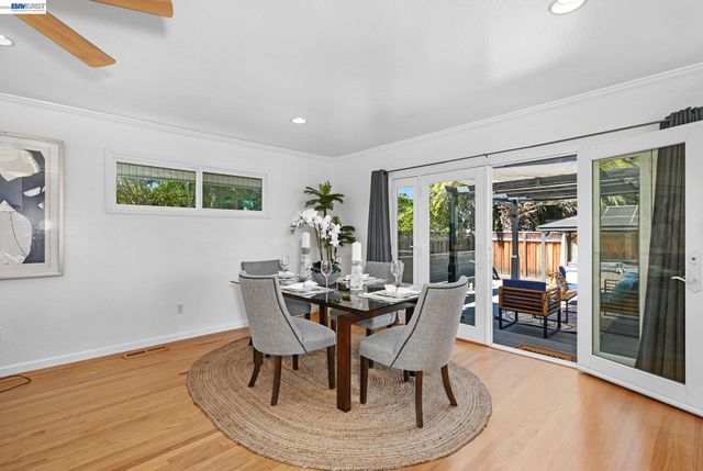 1416 Harrington St, Fremont, CA 94539