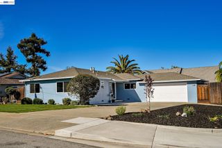 1416 Harrington St, Fremont, CA 94539