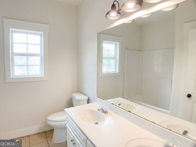 1139 Woodmere Drive, Loganville, GA 30052