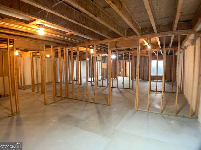 1139 Woodmere Drive, Loganville, GA 30052