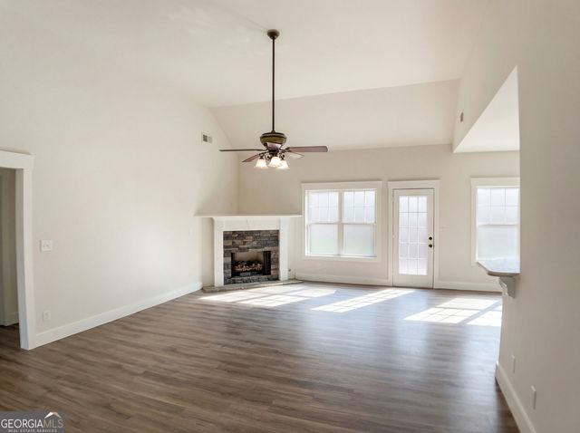 1139 Woodmere Drive, Loganville, GA 30052