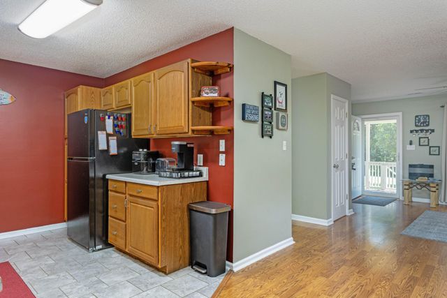 446 Upper Clear Creek Road, Spring City, TN 37381
