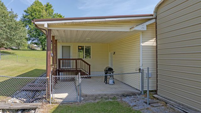446 Upper Clear Creek Road, Spring City, TN 37381