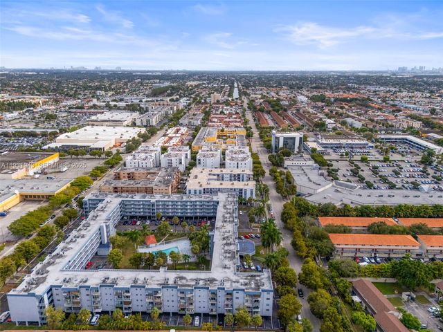 1655 W 44th Pl 448, Hialeah, FL 33012