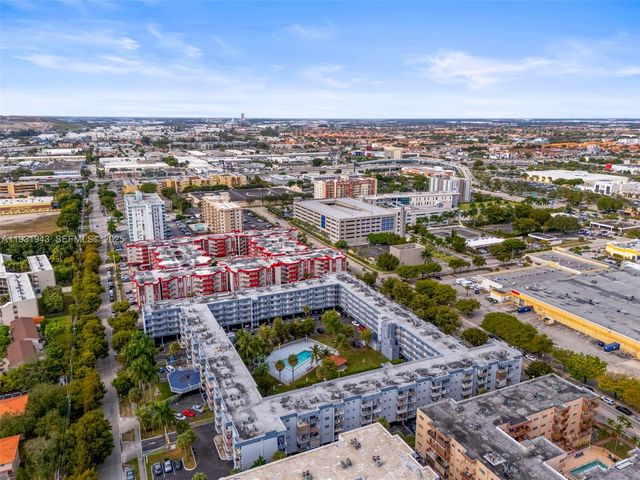 1655 W 44th Pl 448, Hialeah, FL 33012