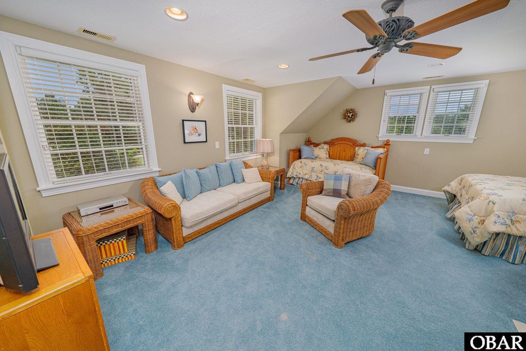 Image 24 of property listing at 110 Waterside Drive Lot 18, Harbinger, NC 27941