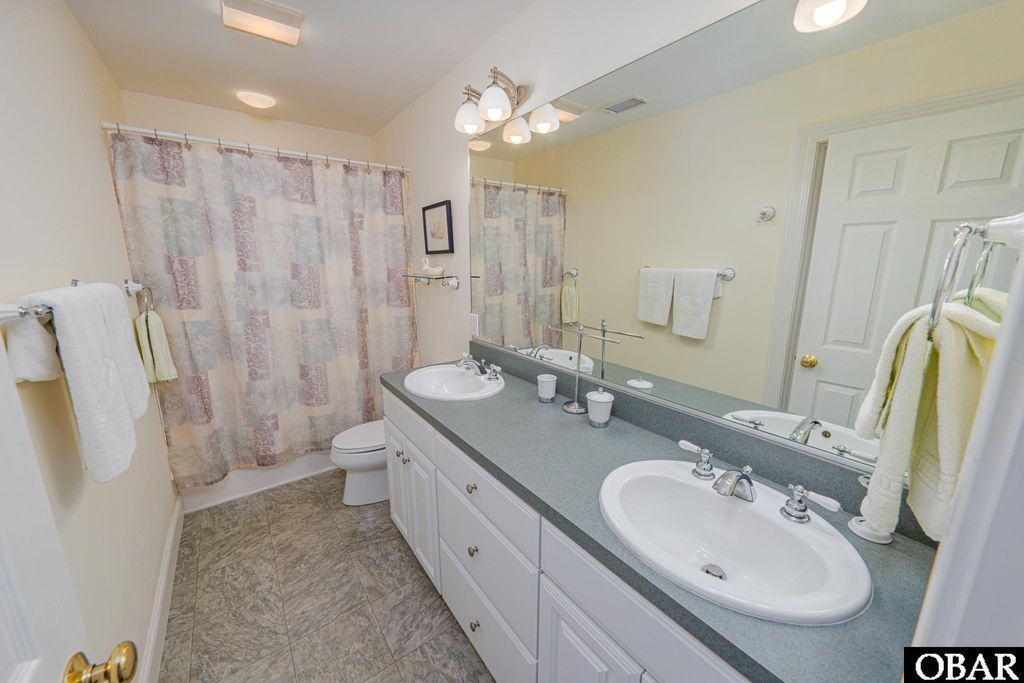 Image 30 of property listing at 110 Waterside Drive Lot 18, Harbinger, NC 27941