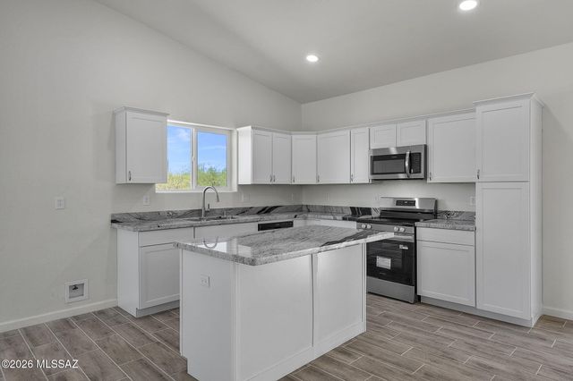 1757 Grado Court, Rio Rico, AZ 85648