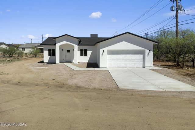 1757 Grado Court, Rio Rico, AZ 85648