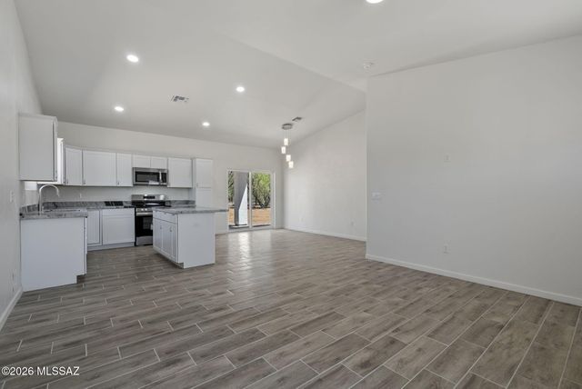 1757 Grado Court, Rio Rico, AZ 85648