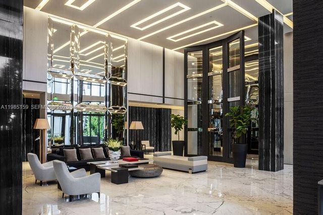 50 S Pointe Dr 805, Miami Beach, FL 33139