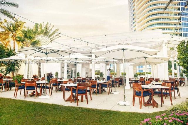 50 S Pointe Dr 805, Miami Beach, FL 33139