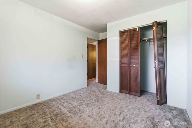 3018 Ammons Drive, Longview, WA 98632