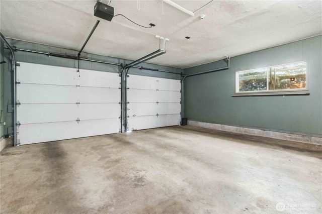 3018 Ammons Drive, Longview, WA 98632