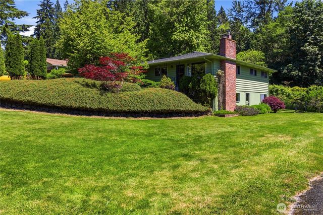 3018 Ammons Drive, Longview, WA 98632