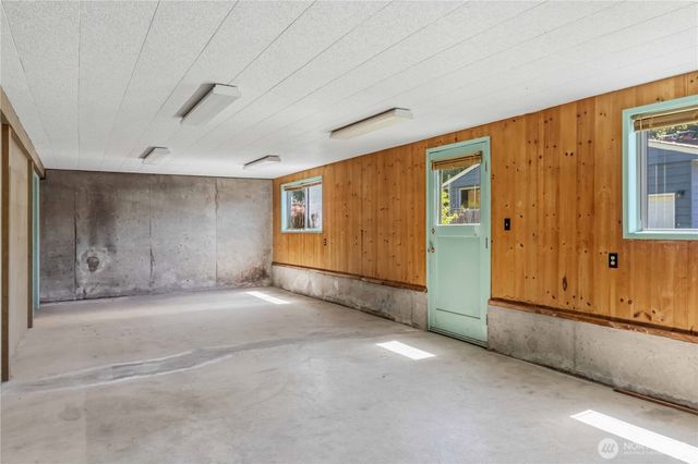 3018 Ammons Drive, Longview, WA 98632
