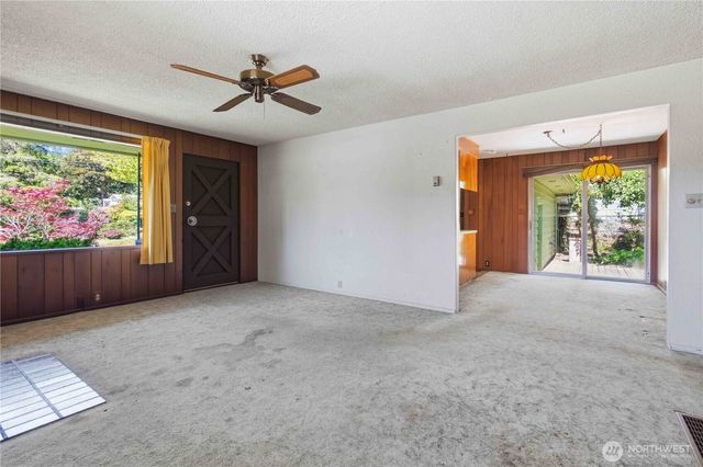 3018 Ammons Drive, Longview, WA 98632