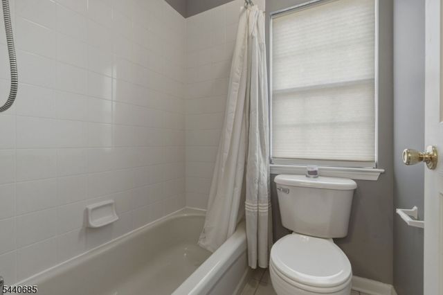 5 Rue Cezanne, Franklin Twp., NJ 08873
