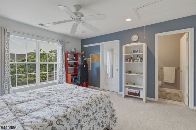 5 Rue Cezanne, Franklin Twp., NJ 08873