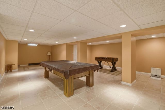 5 Rue Cezanne, Franklin Twp., NJ 08873