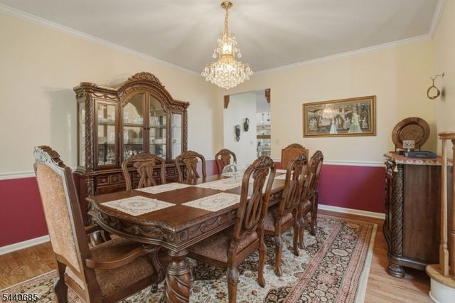 5 Rue Cezanne, Franklin Twp., NJ 08873