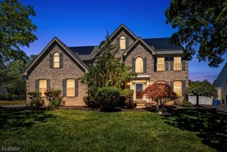 5 Rue Cezanne, Franklin Twp., NJ 08873