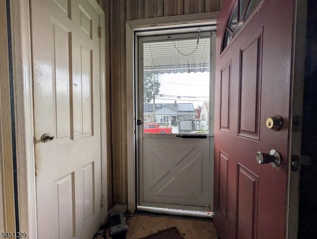 334 Schley St, Newark City, NJ 07112