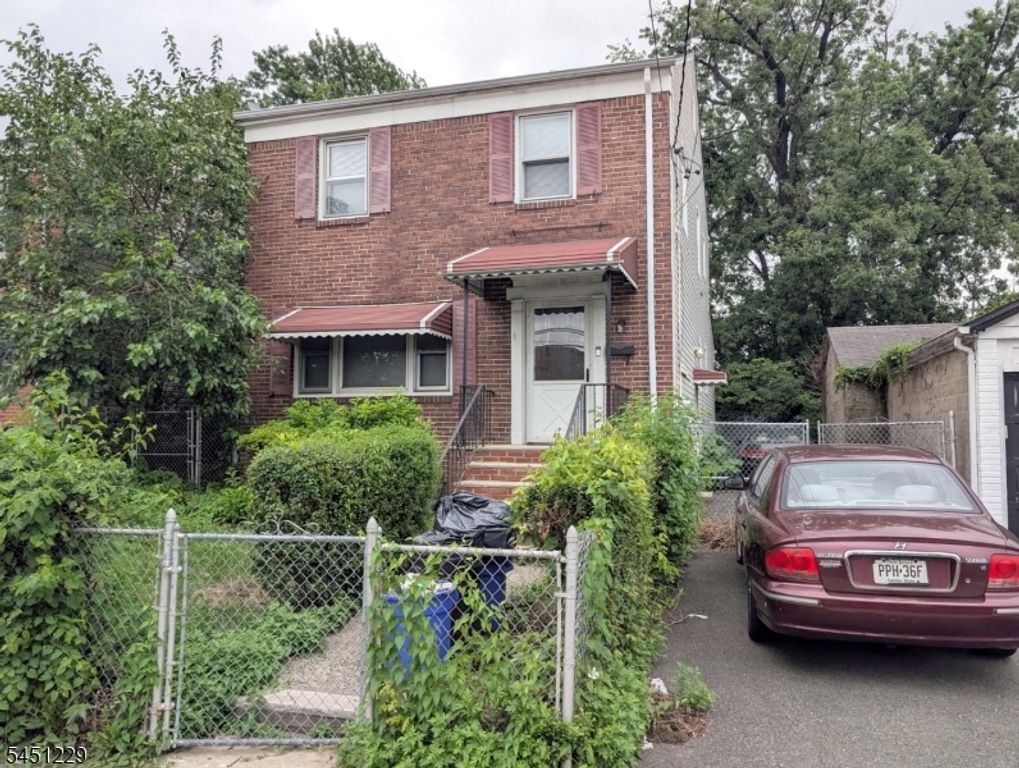 334 Schley St, Newark City, NJ 07112