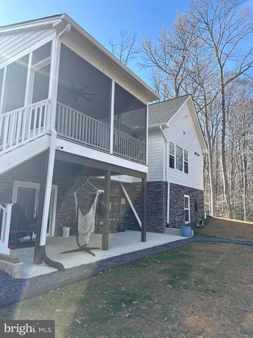 7021 COMPASS COURT, King George, VA 22485