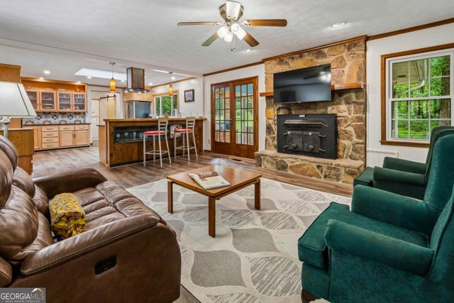 845 Wagon Wheel Circle, Fayetteville, GA 30214