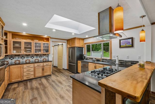 845 Wagon Wheel Circle, Fayetteville, GA 30214