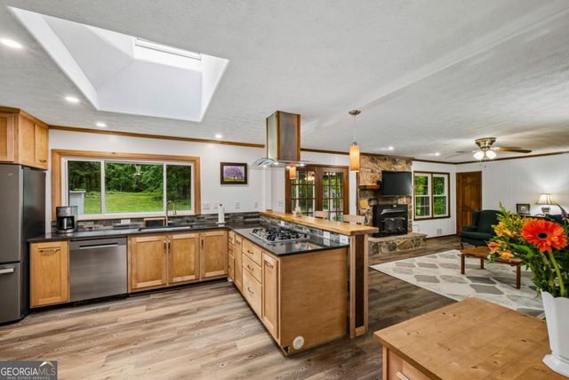 845 Wagon Wheel Circle, Fayetteville, GA 30214