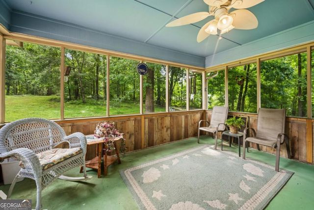 845 Wagon Wheel Circle, Fayetteville, GA 30214