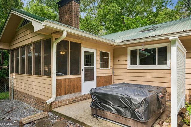 845 Wagon Wheel Circle, Fayetteville, GA 30214