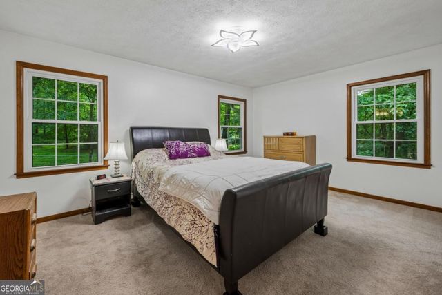 845 Wagon Wheel Circle, Fayetteville, GA 30214