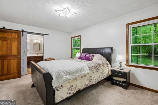 845 Wagon Wheel Circle, Fayetteville, GA 30214