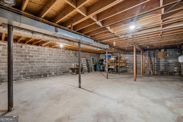 845 Wagon Wheel Circle, Fayetteville, GA 30214