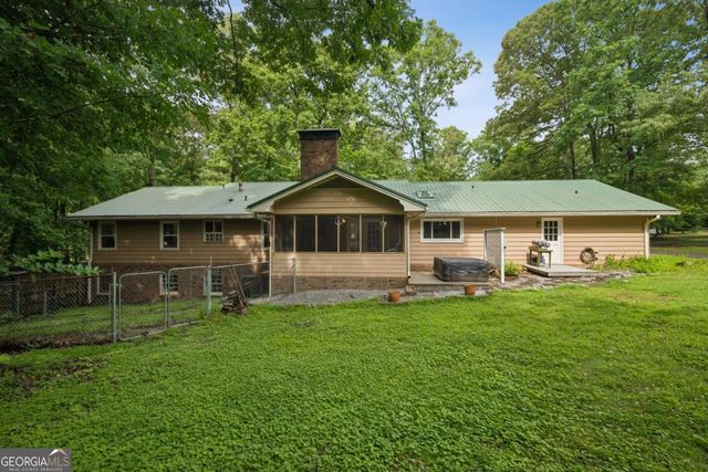 845 Wagon Wheel Circle, Fayetteville, GA 30214