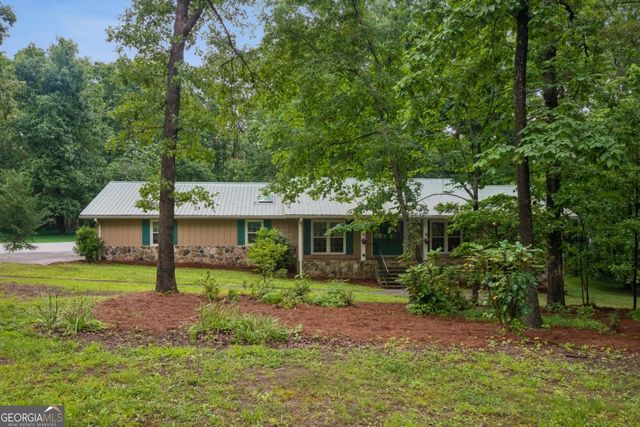 845 Wagon Wheel Circle, Fayetteville, GA 30214