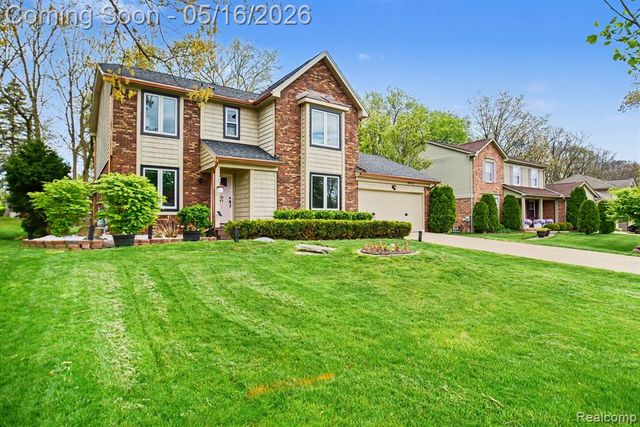 2982 Powderhorn Ridge Road, Rochester Hills, MI 48309