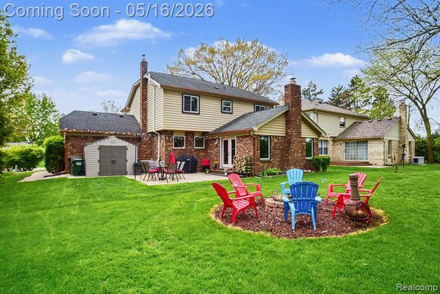 2982 Powderhorn Ridge Road, Rochester Hills, MI 48309