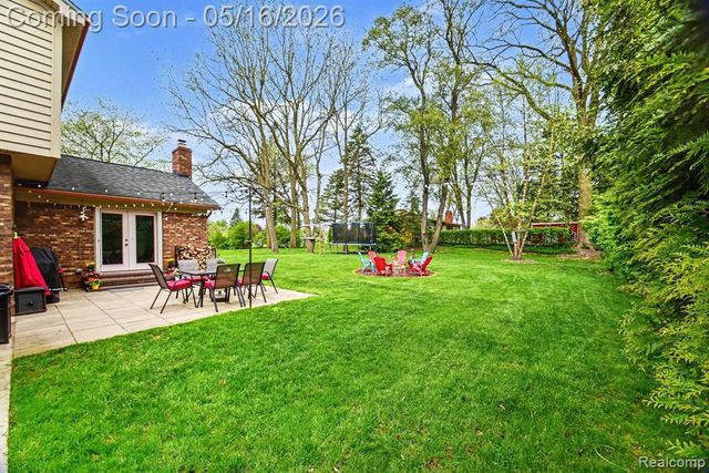 2982 Powderhorn Ridge Road, Rochester Hills, MI 48309