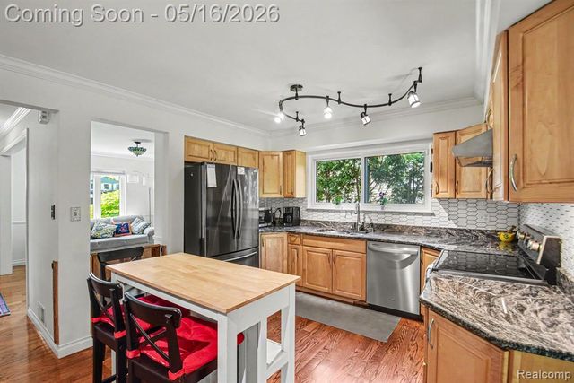 2982 Powderhorn Ridge Road, Rochester Hills, MI 48309