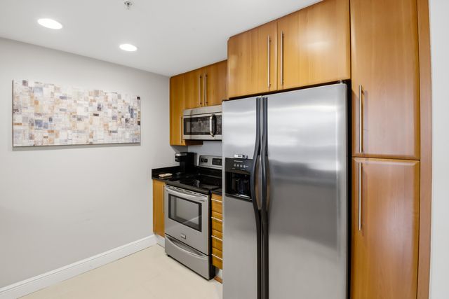 191 SE 20th Avenue 210, Deerfield Beach, FL 33441