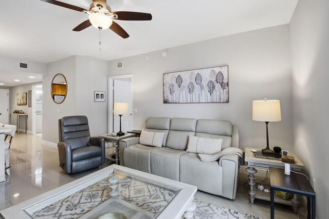 191 SE 20th Avenue 210, Deerfield Beach, FL 33441